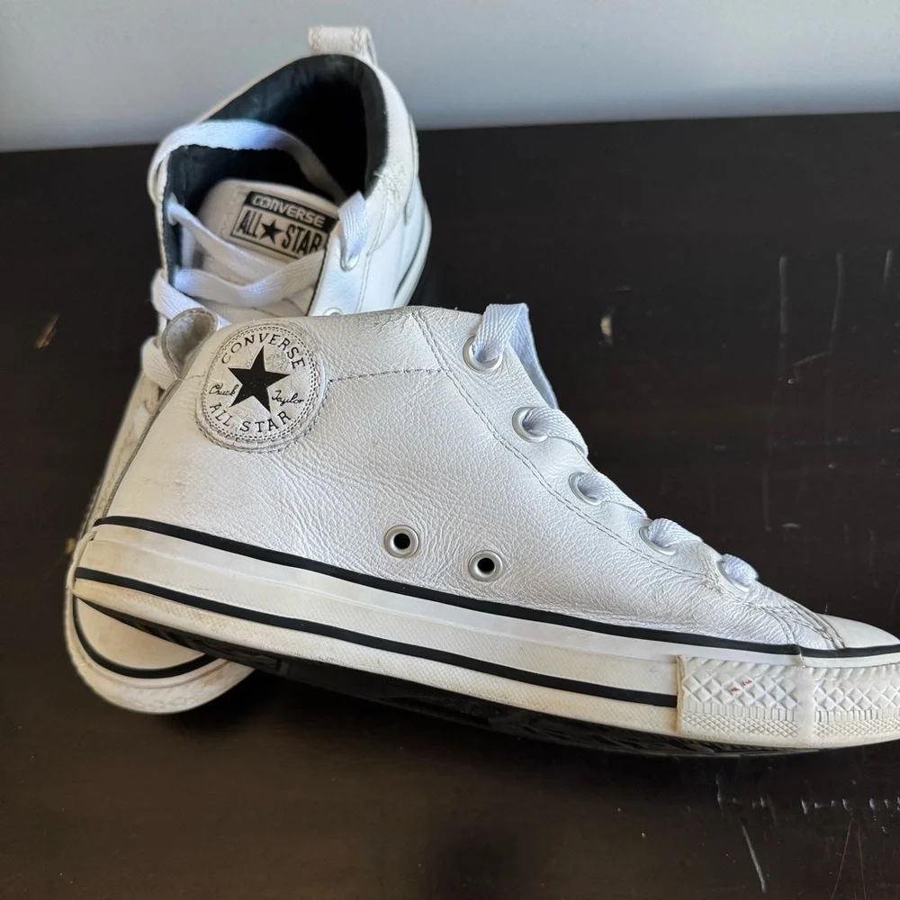 Converse Chuck Taylor White leather Sneakers